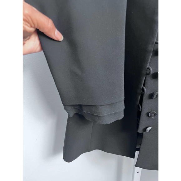 Tahari Black Jacket with Chiffon & Skirt Set Size 6 - Picture 11 of 16